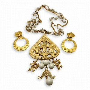 VINTAGE Byzantine Inspired Asian Goldtone Chinamen Beaded Earrings Necklace